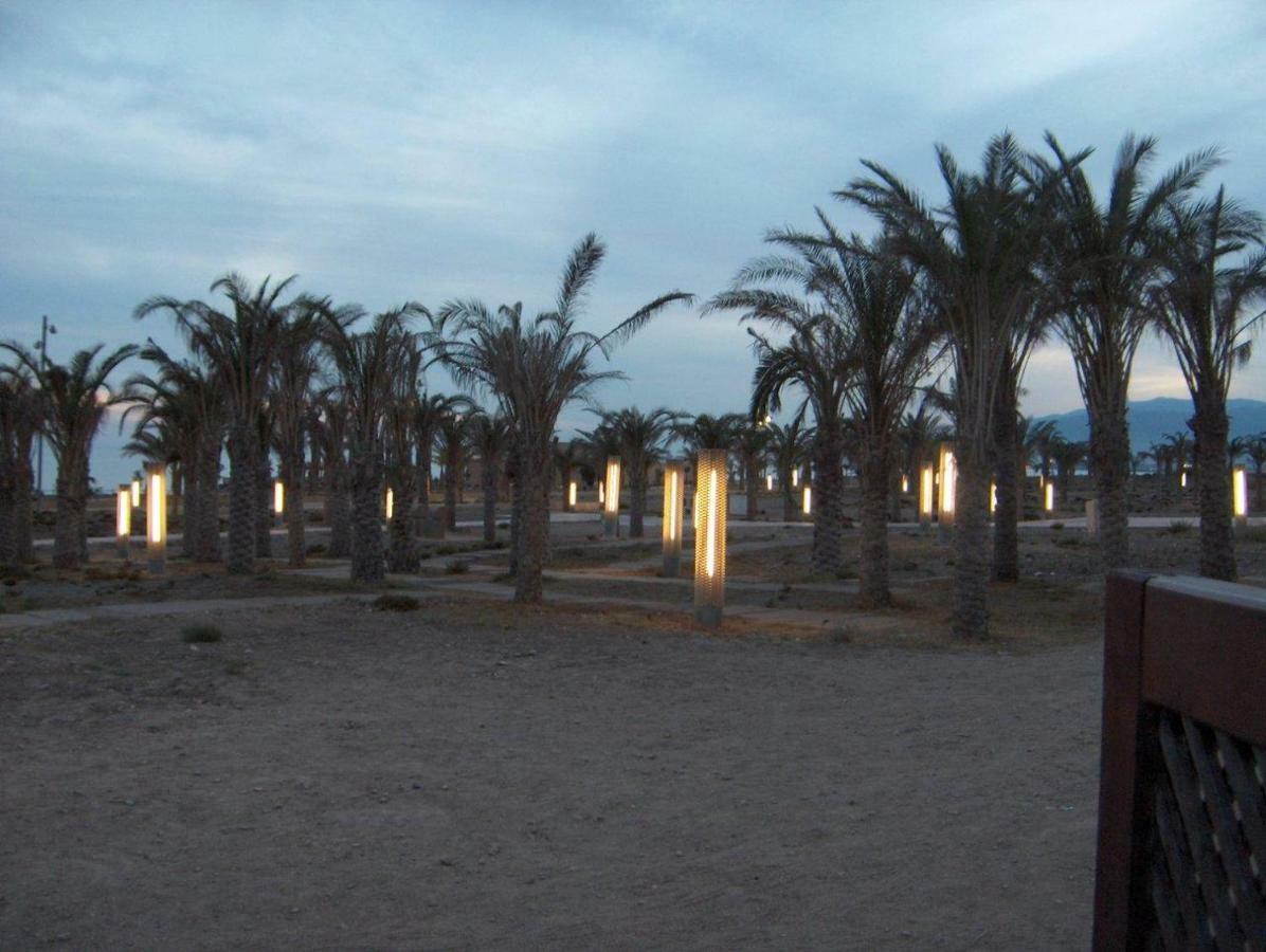 Golf Y Playa Junto Al Cabo De Gata Apartman Almería Kültér fotó