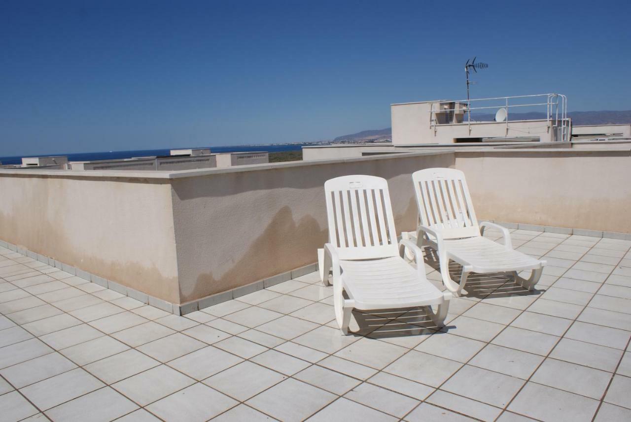 Golf Y Playa Junto Al Cabo De Gata Apartman Almería Kültér fotó
